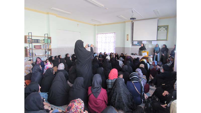 برگزاری کارگاه آموزشی راه آسمان برای اولیاء دانش آموزان مدرسه دخترانه قدر