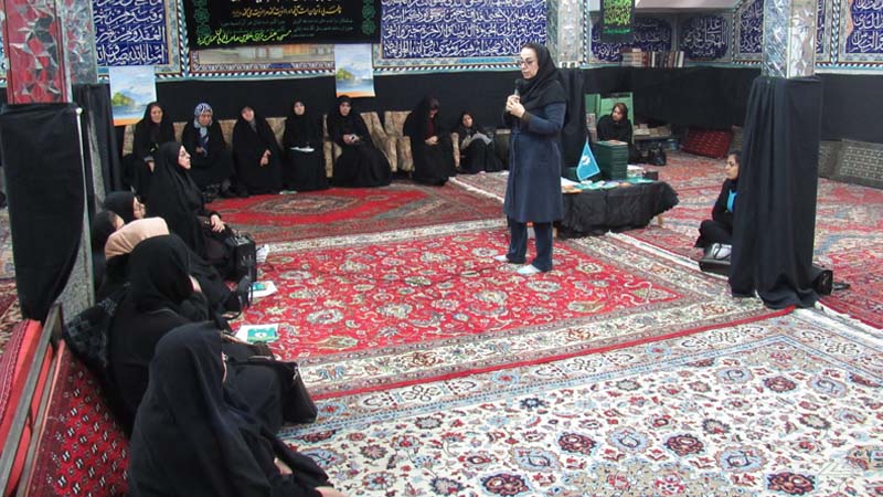 جلسه آموزش و پیشگیری از سرطان پستان بهمراه معاینه و غربالگری در مسجد صاحب الزمان