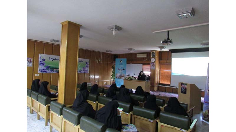 برگزاری کارگاه آموزشی راه آسمان در سازمان‌صنعت، معدن و تجارت استان سمنان