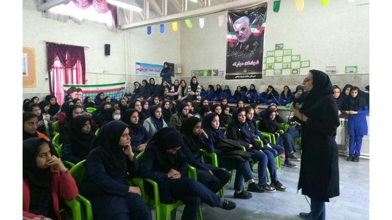 برگزاری جلسه آموزشی راه آسمان در مدرسه دخترانه سادات 